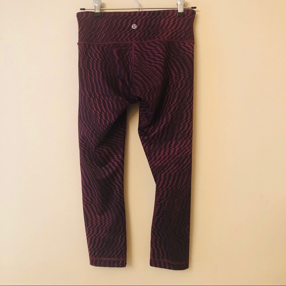 Lululemon Shifted Horizon Crop Leggings Maroon 4 - Picture 8 of 11